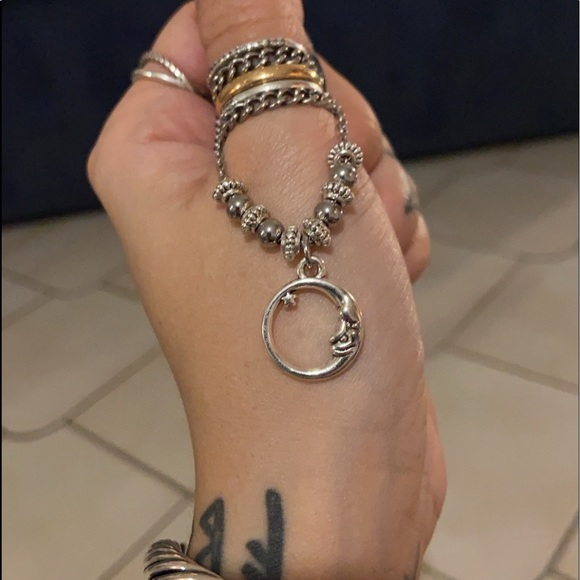 Silver plated moon design earrings & necklace set - Picture 7 of 10